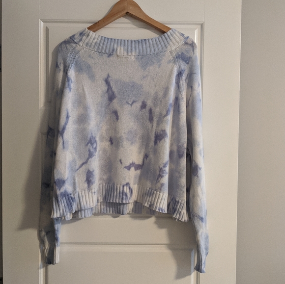 Blue tie dyed sweater - Picture 3 of 4